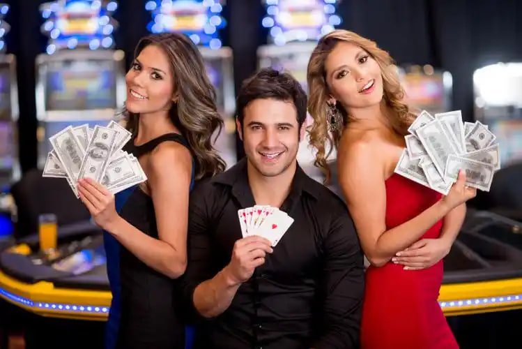 Sports and casino-style content layout on 4 bad for adult users